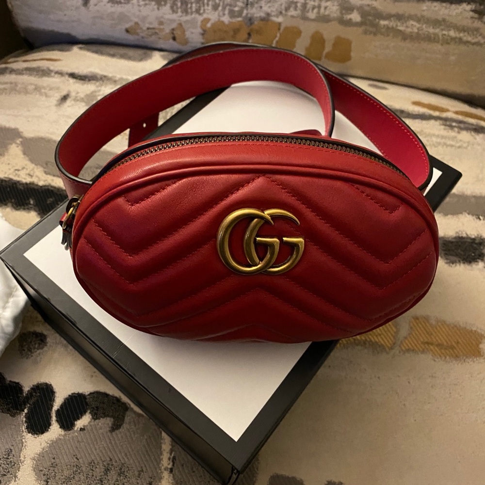 Gucci red belt bag